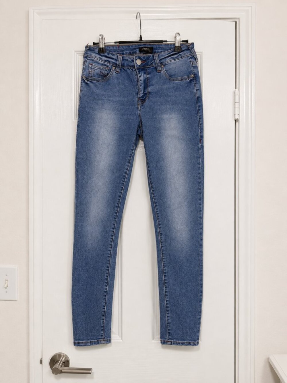 True Religion Mid Rise Skinny Jeans